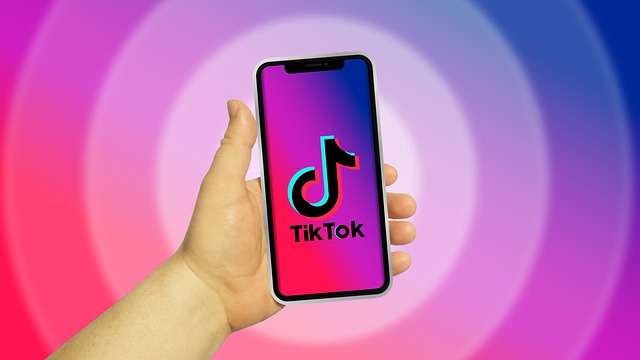 איך לעשות וידאו שיתפוס בצורה ויראלית בטיקטוק